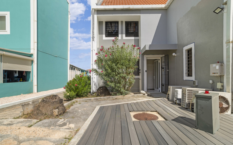 82 J.A. Abraham Boulevard, 4 Bedrooms Bedrooms, ,2 BathroomsBathrooms,Apartment,For Sale,J.A. Abraham Boulevard ,1895