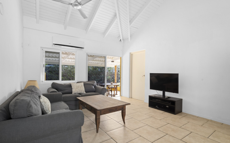 9 Kaya Kapricornio, 3 Bedrooms Bedrooms, ,2 BathroomsBathrooms,House,For Sale,Kaya Kapricornio,1923