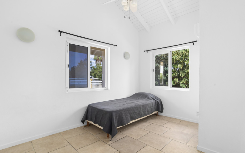 9 Kaya Kapricornio, 3 Bedrooms Bedrooms, ,2 BathroomsBathrooms,House,For Sale,Kaya Kapricornio,1923