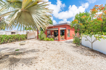 28 Kaya Barakuda B, 2 Slaapkamers Slaapkamers, ,1 BadkamerBadkamers,Huis,Te koop,Kaya Barakuda,0,1925 28 Kaya Barakuda B, 2 Slaapkamers Slaapkamers, ,1 BadkamerBadkamers,Huis,Te koop,Kaya Barakuda,0,1925