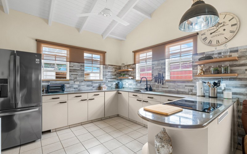 4 Kaya Bamba, 5 Bedrooms Bedrooms, ,4 BathroomsBathrooms,House,For Sale,Kaya Bamba,0,1944 4 Kaya Bamba, 5 Bedrooms Bedrooms, ,4 BathroomsBathrooms,House,For Sale,Kaya Bamba,0,1944