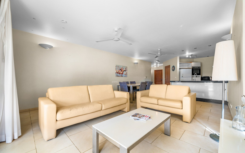 1 Kaya Breda, 2 Slaapkamers Slaapkamers, ,2 BadkamersBadkamers,Appartement,Te koop,Kaya Breda,0,1947 1 Kaya Breda, 2 Slaapkamers Slaapkamers, ,2 BadkamersBadkamers,Appartement,Te koop,Kaya Breda,0,1947