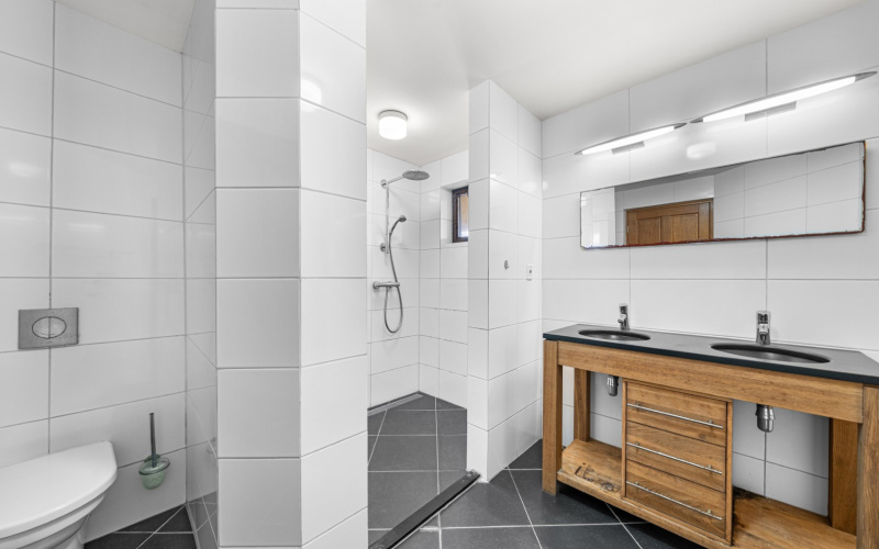 1 Kaya Breda, 2 Slaapkamers Slaapkamers, ,2 BadkamersBadkamers,Appartement,Te koop,Kaya Breda,0,1947 1 Kaya Breda, 2 Slaapkamers Slaapkamers, ,2 BadkamersBadkamers,Appartement,Te koop,Kaya Breda,0,1947