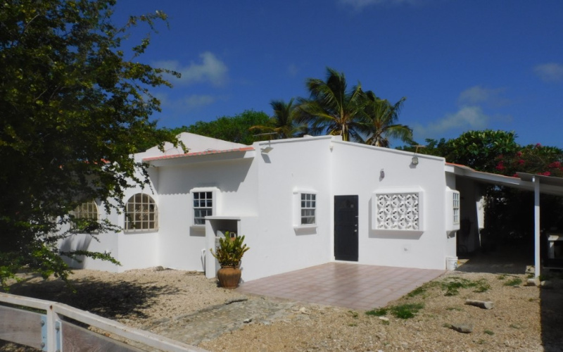 1 Kaya Flamingo, 3 Slaapkamers Slaapkamers, ,2 BadkamersBadkamers,Huis,Te huur,Kaya Flamingo,0,1948