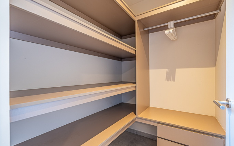 9A Sirena Residence 26, 3 Slaapkamers Slaapkamers, ,2 BadkamersBadkamers,Huis,Te huur,Sirena Residence,0,1954