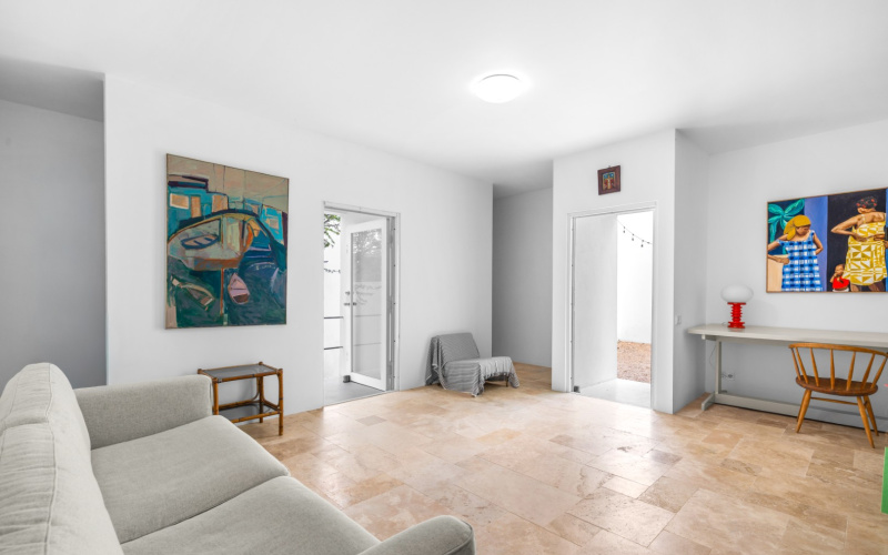 64 Crown Terrace, 2 Slaapkamers Slaapkamers, ,2 BadkamersBadkamers,Huis,Te koop,Crown Terrace,0,1957