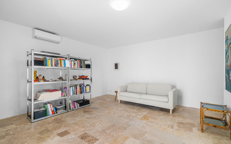 64 Crown Terrace, 2 Slaapkamers Slaapkamers, ,2 BadkamersBadkamers,Huis,Te koop,Crown Terrace,0,1957