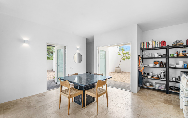 64 Crown Terrace, 2 Slaapkamers Slaapkamers, ,2 BadkamersBadkamers,Huis,Te koop,Crown Terrace,0,1957