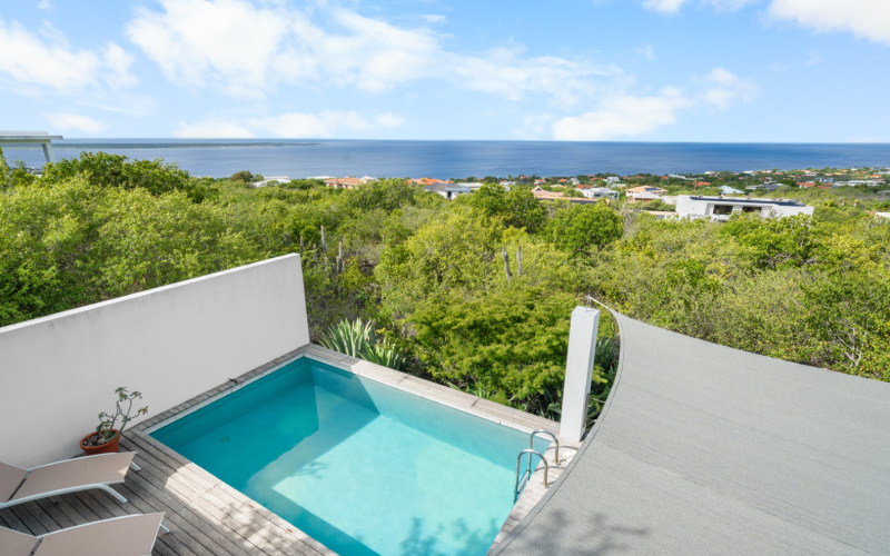 64 Crown Terrace, 2 Slaapkamers Slaapkamers, ,2 BadkamersBadkamers,Huis,Te koop,Crown Terrace,0,1957