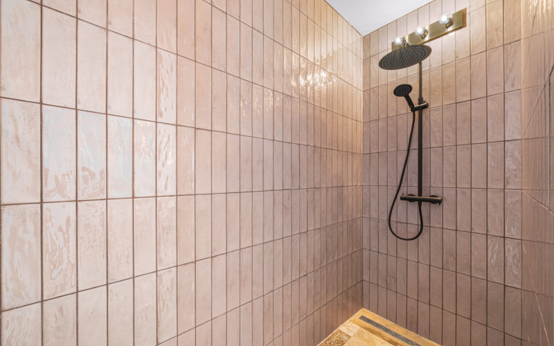 64 Crown Terrace, 2 Slaapkamers Slaapkamers, ,2 BadkamersBadkamers,Huis,Te koop,Crown Terrace,0,1957