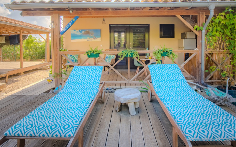 81 EEG Boulevard, 6 Kamers Kamers,6 BadkamersBadkamers,Commercieel,Te koop,Villa Carina Apartments,EEG Boulevard ,0,1959