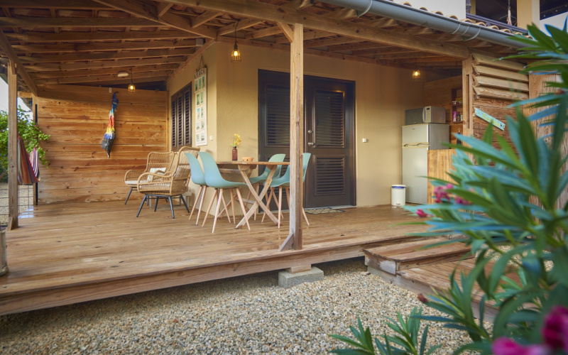 81 EEG Boulevard, 6 Kamers Kamers,6 BadkamersBadkamers,Commercieel,Te koop,Villa Carina Apartments,EEG Boulevard ,0,1959