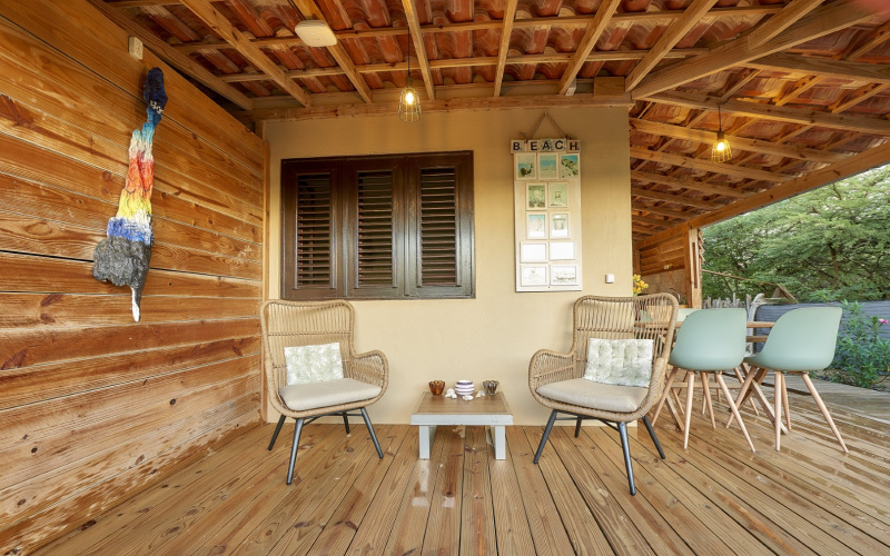 81 EEG Boulevard, 6 Kamers Kamers,6 BadkamersBadkamers,Commercieel,Te koop,Villa Carina Apartments,EEG Boulevard ,0,1959