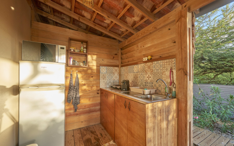 81 EEG Boulevard, 6 Kamers Kamers,6 BadkamersBadkamers,Commercieel,Te koop,Villa Carina Apartments,EEG Boulevard ,0,1959