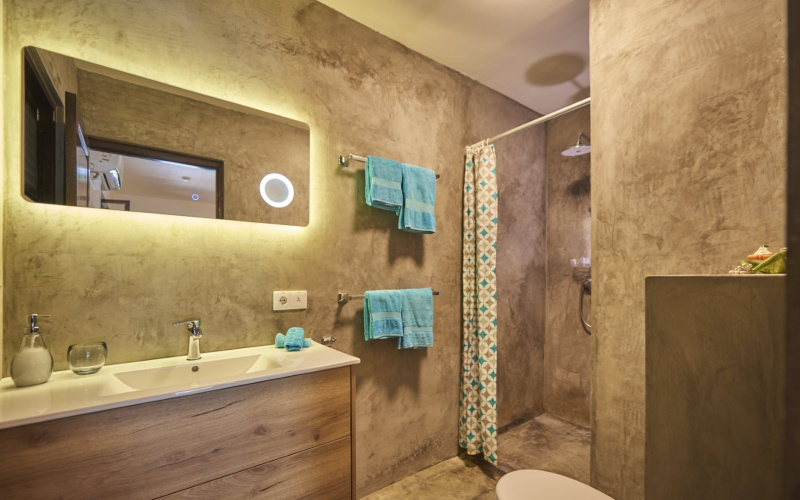 81 EEG Boulevard, 6 Kamers Kamers,6 BadkamersBadkamers,Commercieel,Te koop,Villa Carina Apartments,EEG Boulevard ,0,1959