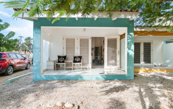 82 J.A. Abraham Boulevard, 1 Slaapkamer Slaapkamers, ,1 BadkamerBadkamers,Appartement,Te koop,Caribbean Court ,J.A. Abraham Boulevard,0,1963