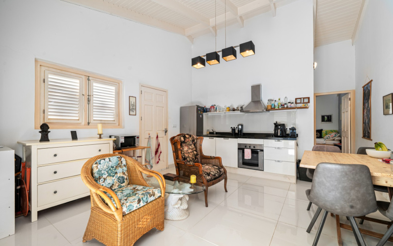 82 J.A. Abraham Boulevard, 1 Slaapkamer Slaapkamers, ,1 BadkamerBadkamers,Appartement,Te koop,Caribbean Court ,J.A. Abraham Boulevard,0,1963