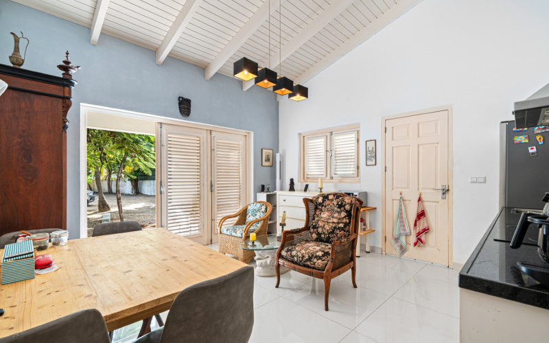 82 J.A. Abraham Boulevard, 1 Slaapkamer Slaapkamers, ,1 BadkamerBadkamers,Appartement,Te koop,Caribbean Court ,J.A. Abraham Boulevard,0,1963