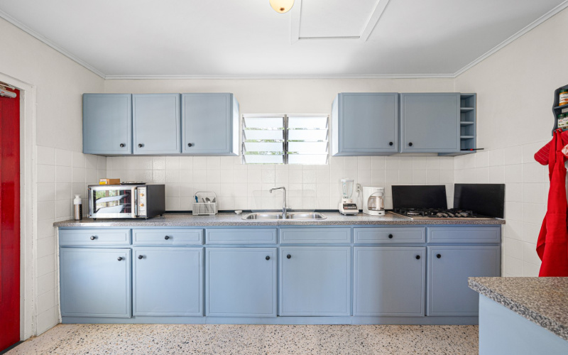 13 Kaminda Gurubu, 3 Slaapkamers Slaapkamers, ,2 BadkamersBadkamers,Huis,Te koop,Kaminda Gurubu,0,1970