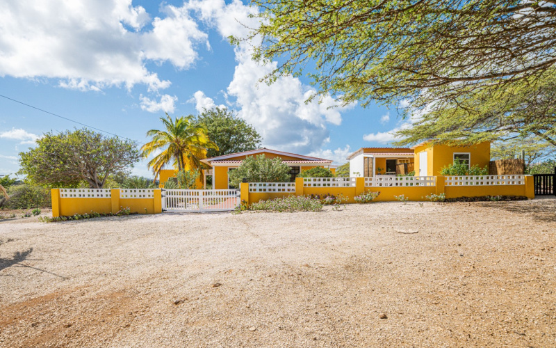 13 Kaminda Gurubu, 3 Slaapkamers Slaapkamers, ,2 BadkamersBadkamers,Huis,Te koop,Kaminda Gurubu,0,1970