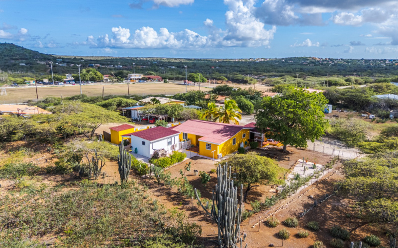 13 Kaminda Gurubu, 3 Slaapkamers Slaapkamers, ,2 BadkamersBadkamers,Huis,Te koop,Kaminda Gurubu,0,1970