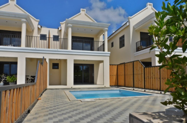 1 Kaya Juruene B, 2 Slaapkamers Slaapkamers, ,2 BadkamersBadkamers,Huis,Te huur,Kaya Juruene,0,1972 1 Kaya Juruene B, 2 Slaapkamers Slaapkamers, ,2 BadkamersBadkamers,Huis,Te huur,Kaya Juruene,0,1972