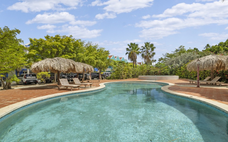 82 J.A. Abraham Boulevard, 4 Slaapkamers Slaapkamers, ,2 BadkamersBadkamers,Appartement,Verhuurd,J.A. Abraham Boulevard ,0,1984 82 J.A. Abraham Boulevard, 4 Slaapkamers Slaapkamers, ,2 BadkamersBadkamers,Appartement,Verhuurd,J.A. Abraham Boulevard ,0,1984