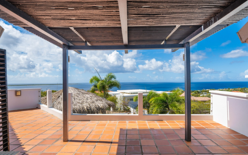 92 Crown Terrace, 4 Slaapkamers Slaapkamers, ,4 BadkamersBadkamers,Huis,Te koop,Crown Terrace,0,1986