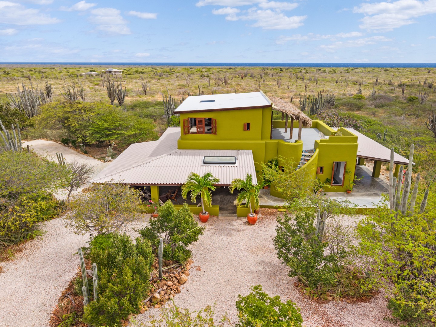 Luga Aleha 17 - Off-Grid Rural Estate on 116,000m² Freehold