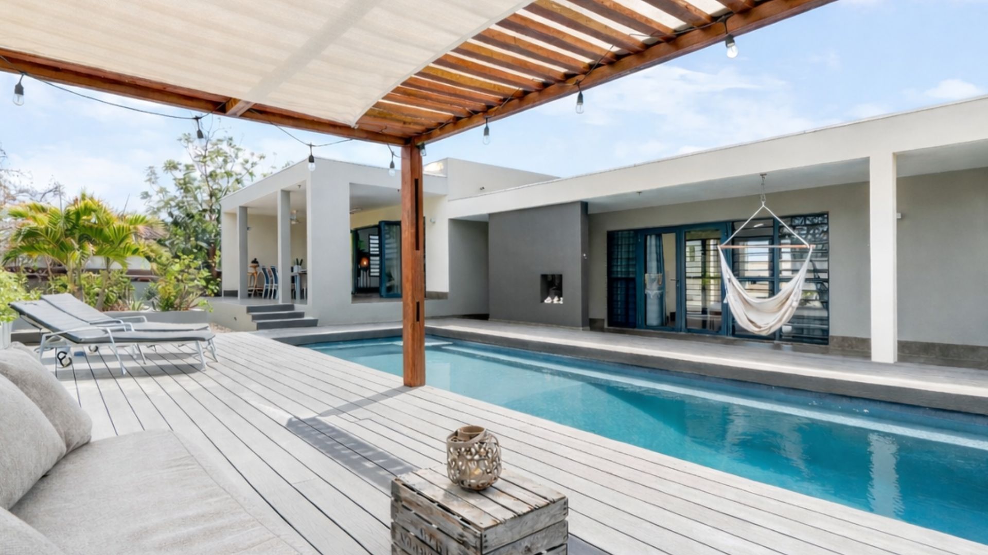 Kaya Krisolito 24 - Modern 3BR Villa with Pool in Santa Barbara