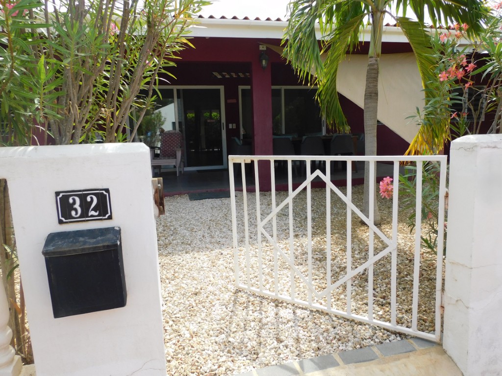 Plenchi Makamba 32, house for rent in Kralendijk