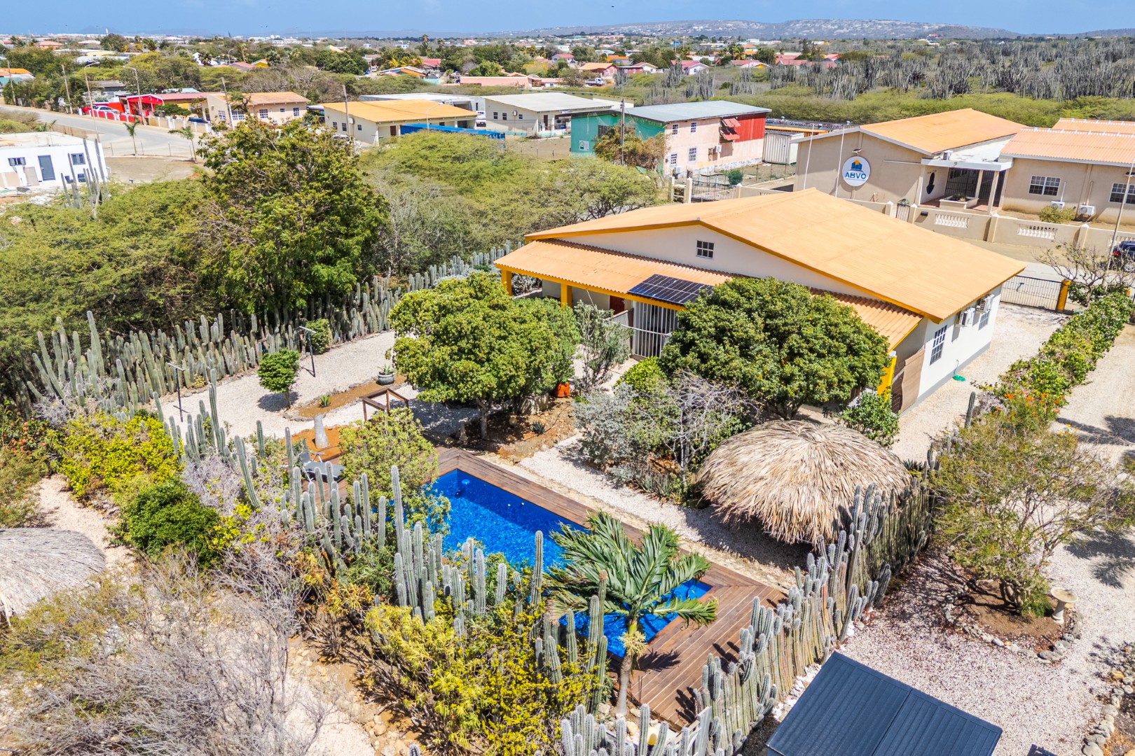 House in Nikiboko - Bonaire, diver's paradise - 4 bedrooms