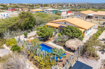 48 Kaminda Jato Bako, 4 Slaapkamers Slaapkamers, ,2 BadkamersBadkamers,Huis,Te koop,Kaminda Jato Bako ,0,2011 48 Kaminda Jato Bako, 4 Slaapkamers Slaapkamers, ,2 BadkamersBadkamers,Huis,Te koop,Kaminda Jato Bako ,0,2011