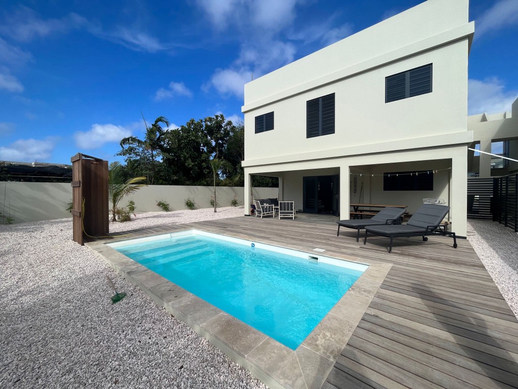 E.E.G. Boulevard 103 - Furnished 3BR Apartment in Belnem