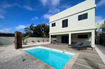 3 slaapkamers
3 badkamers
zwembad
tuin
te huur
for rent
garden pool 3 slaapkamers
3 badkamers
zwembad
tuin
te huur
for rent
garden pool