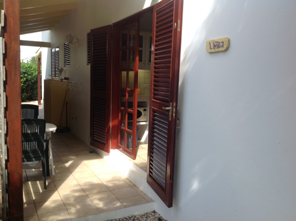 Kaya Lima 12 in Belnem, interior and surroundings