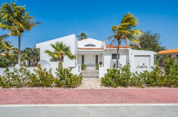 14 Kaya Venus, 3 Slaapkamers Slaapkamers, ,2 BadkamersBadkamers,Huis,Onder bieding,Kaya Venus ,0,2046 14 Kaya Venus, 3 Slaapkamers Slaapkamers, ,2 BadkamersBadkamers,Huis,Onder bieding,Kaya Venus ,0,2046