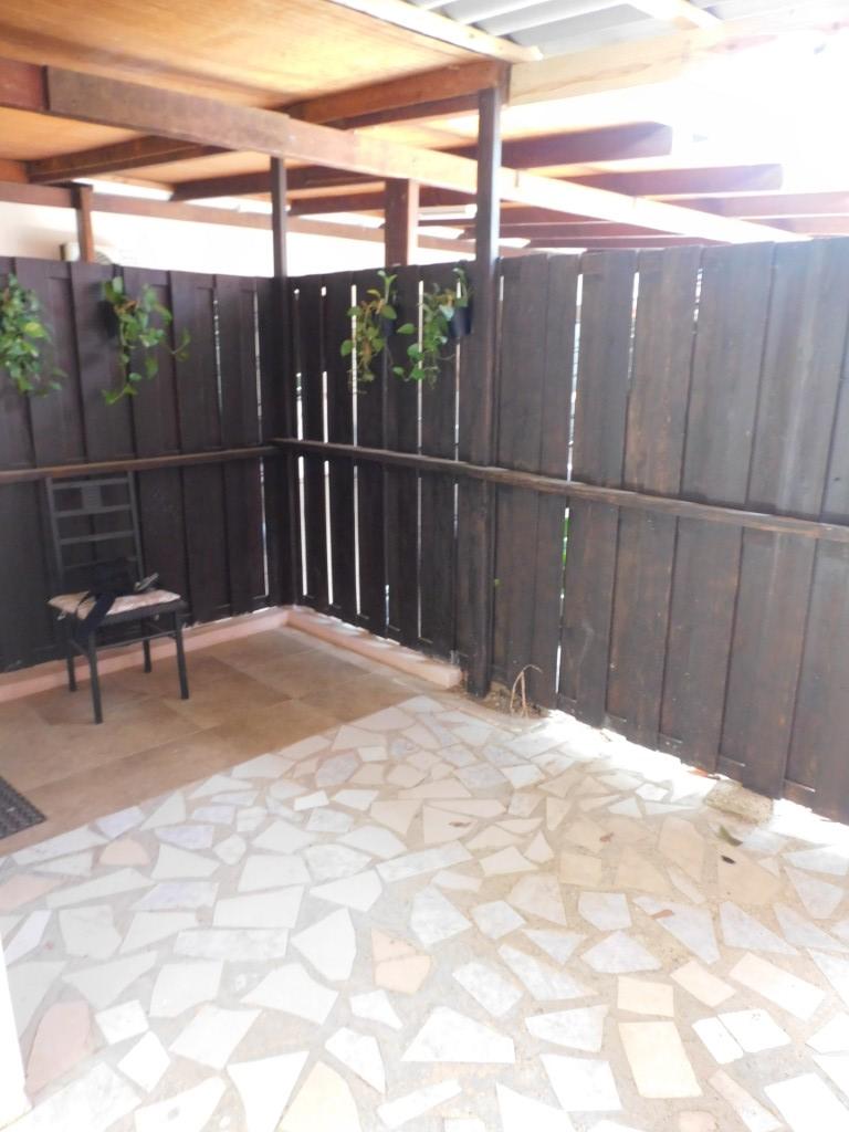 Kaya Brida 11 in Antriol, interior and surroundings
