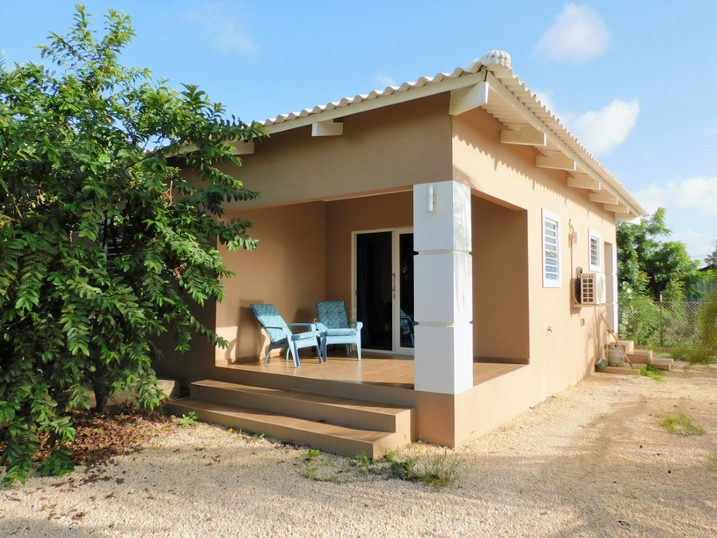 Kaya Salsa 10B - Furnished 2BR Home in Nikiboko