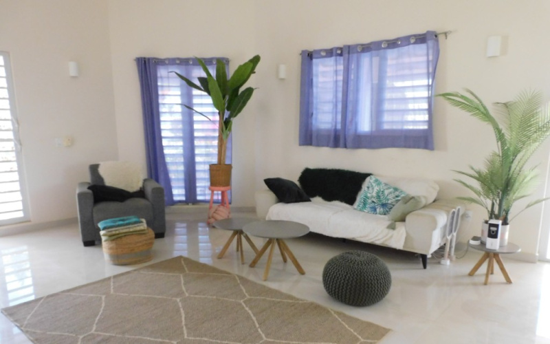Te huur
Midterm
Santa Barbara 
Bonaire