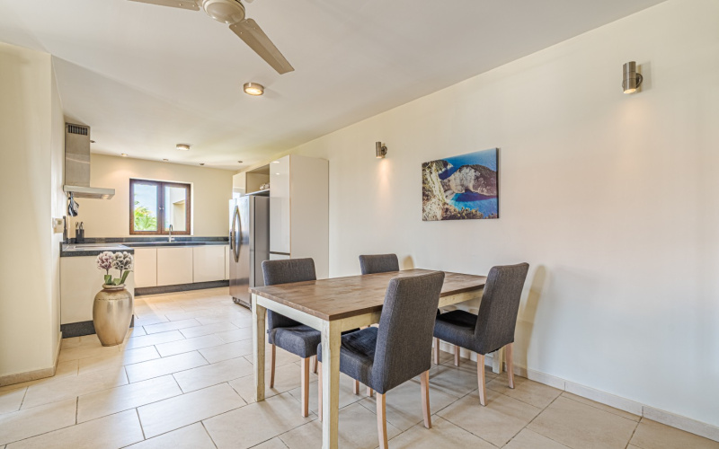 1 Kaya Breda, 2 Bedrooms Bedrooms, ,2 BathroomsBathrooms,Apartment,For Sale,Kaya Breda,1872