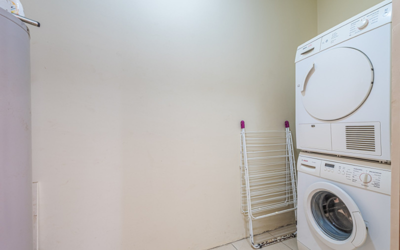 1 Kaya Breda, 2 Bedrooms Bedrooms, ,2 BathroomsBathrooms,Apartment,For Sale,Kaya Breda,1872